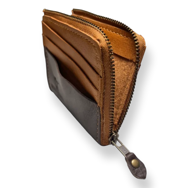 BikeMessenger Genuine Leather Wallet Dark Brown & Tan Inside Interior of BikeMessenger dark brown and tan genuine leather wallet in card slots and note section.
